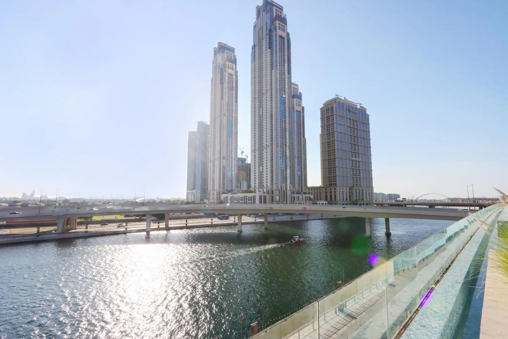 Livbnb- High-End 2Br With Dubai Canal View United Arab Emirates