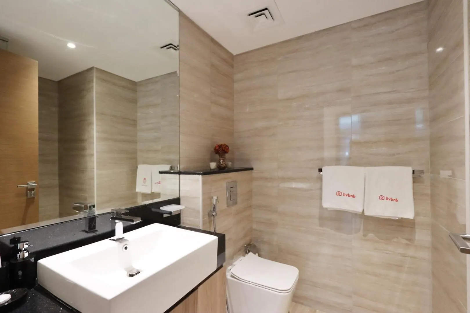 Apartment Livbnb- High-End 2Br With Dubai Canal View